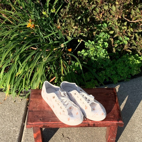 🔥MAKE OFFER!🔥Beverly Hills Polo Club shoes🔥 - Picture 4 of 6